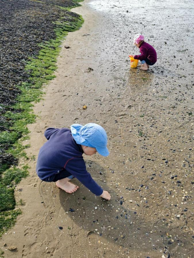 Ferienglueck An Der Nordsee Buche Deine Erdgeschoss-Ferienwohnung Mit Kamin Terrasse Und Eingezaeuntem Garten Fuer Unvergessliche Auszeiten Altfunnixsiel Kültér fotó